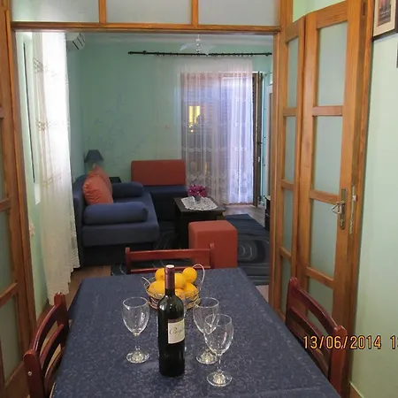 J&l Apartment